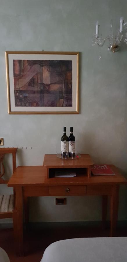 B&B Palazzo Al Torrione 2 San Gimignano Eksteriør bilde